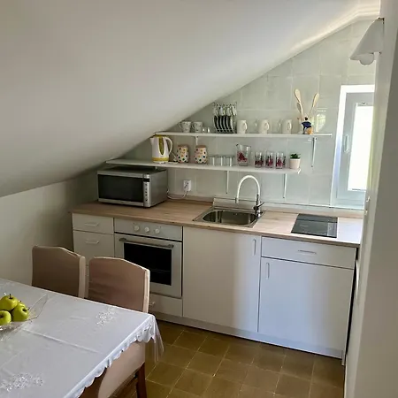 Sailhouse Biograd Na Moru